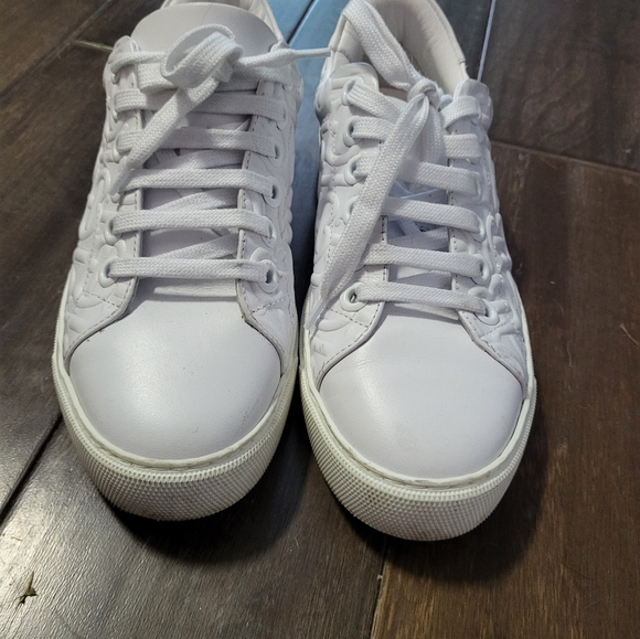 Burberry Albridge white leather sneaker - Picture 2 of 6
